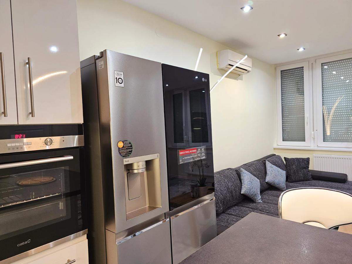 شقة Urban Loft Salgótarján المظهر الخارجي الصورة