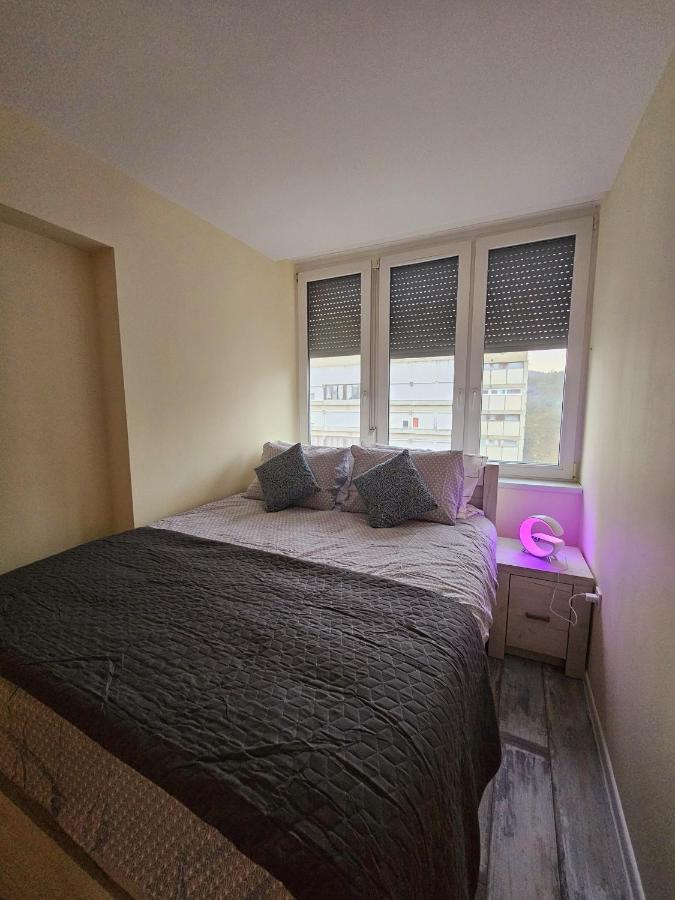 شقة Urban Loft Salgótarján المظهر الخارجي الصورة